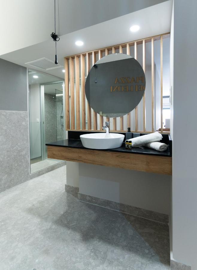 Jacuzzi Suite Piazza Dei Leoni Iráklio Kültér fotó
